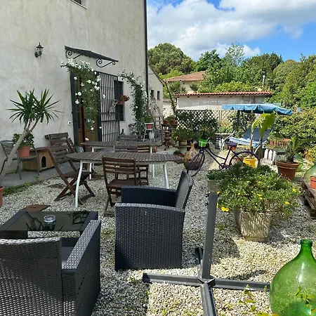 - Il Casale Toscano - 1900mt From The Tower Of & Trains Station - Free Parking - No Breakfast - No Air Conditioning But Fan - Only Self Check-in Access From 3 Pm Venkovský dům