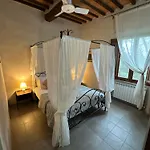 - Il Casale Toscano - 1900 Meters From The Leaning Tower Of Pisa - Checkin From 3 Pm - Room Rental Only - No Breakfast - Free Parking - 컨트리하우스 피사