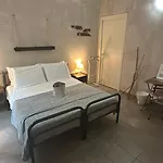 - Il Casale Toscano - 1900 Meters From The Leaning Tower Of Pisa - Checkin From 3 Pm - Room Rental Only - No Breakfast - Free Parking - Landhaus *