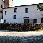컨트리하우스 - Il Casale Toscano - 1900 Meters From The Leaning Tower Of Pisa - Checkin From 3 Pm - Room Rental Only - No Breakfast - Free Parking - *