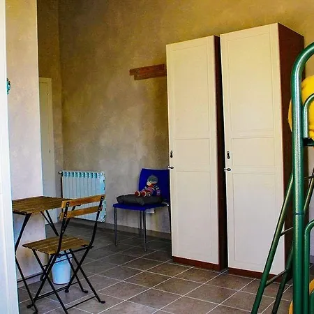 - Il Casale Toscano - 5 Minutes By Car From Tower - Check In From 3 Pm - Only With Fan - No Breakfast & No Fridge - Free Parking - *