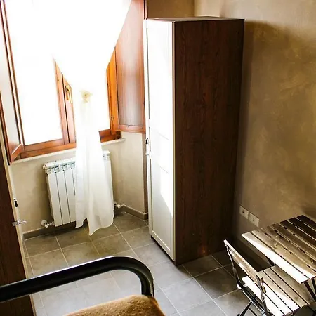 - Il Casale Toscano - 5 Minutes By Car From Tower - Check In From 3 Pm - Only With Fan - No Breakfast & No Fridge - Free Parking - Séjour à la campagne Pise