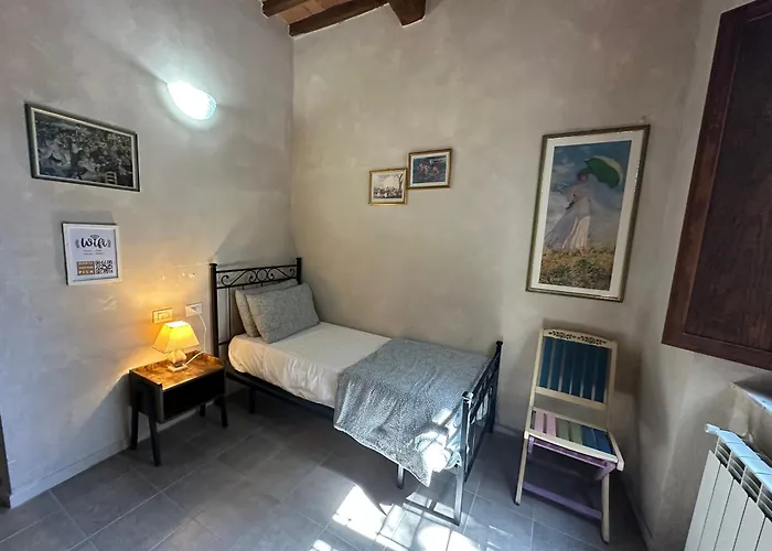 - Il Casale Toscano - 1900 Meters From The Leaning Tower Of Pisa - Checkin From 3 Pm - Room Rental Only - No Breakfast - Free Parking - Hétvégi ház